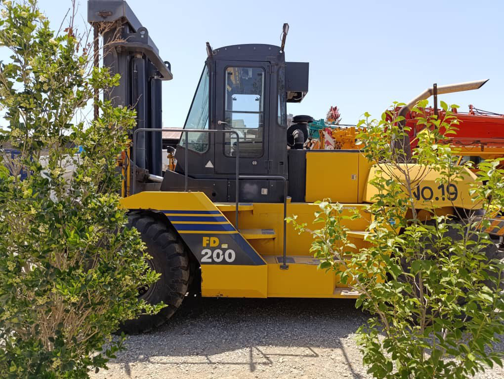 لیفتراک کوماتسو مدل FD200-7