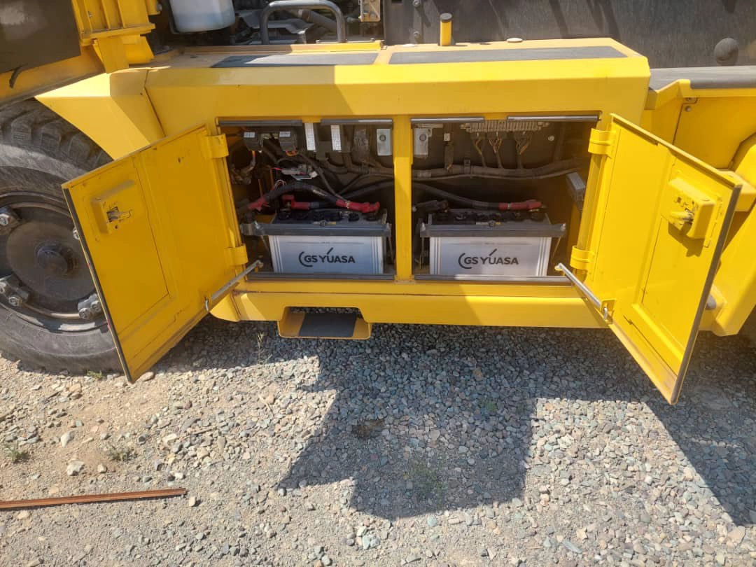 لیفتراک کوماتسو مدل FH160-1