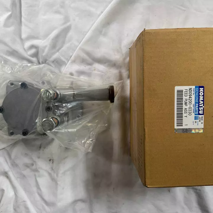 پمپ تغذیه سوخت موتور کوماتسو