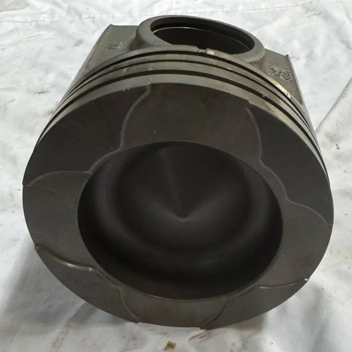 پیستون موتور