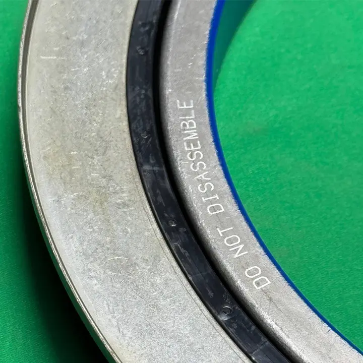 کاسه نمد ته میللنگ موتور کامینز KTA19 , QSK60