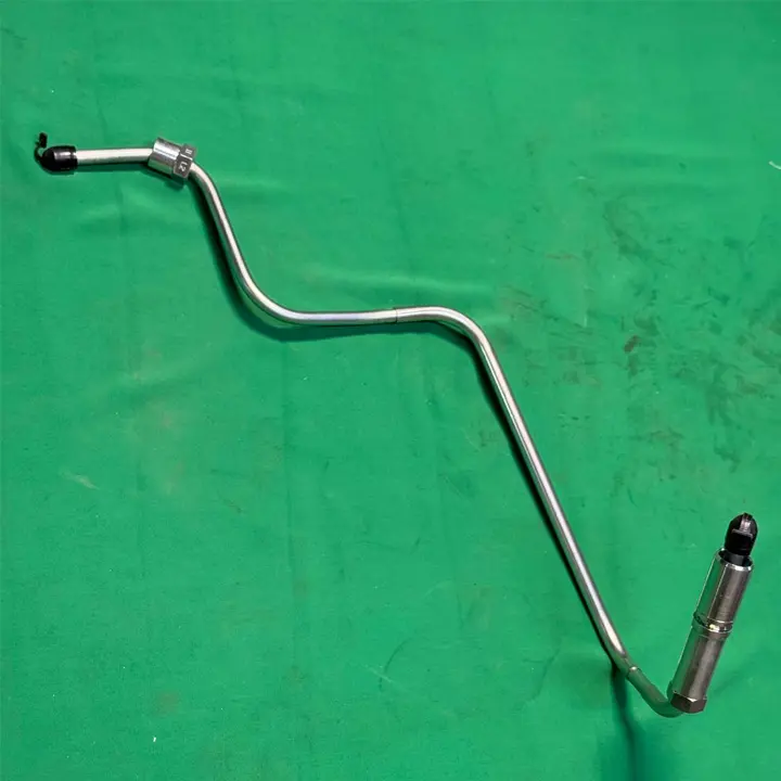 لوله انژکتور شماره 2 سمت چپ موتور