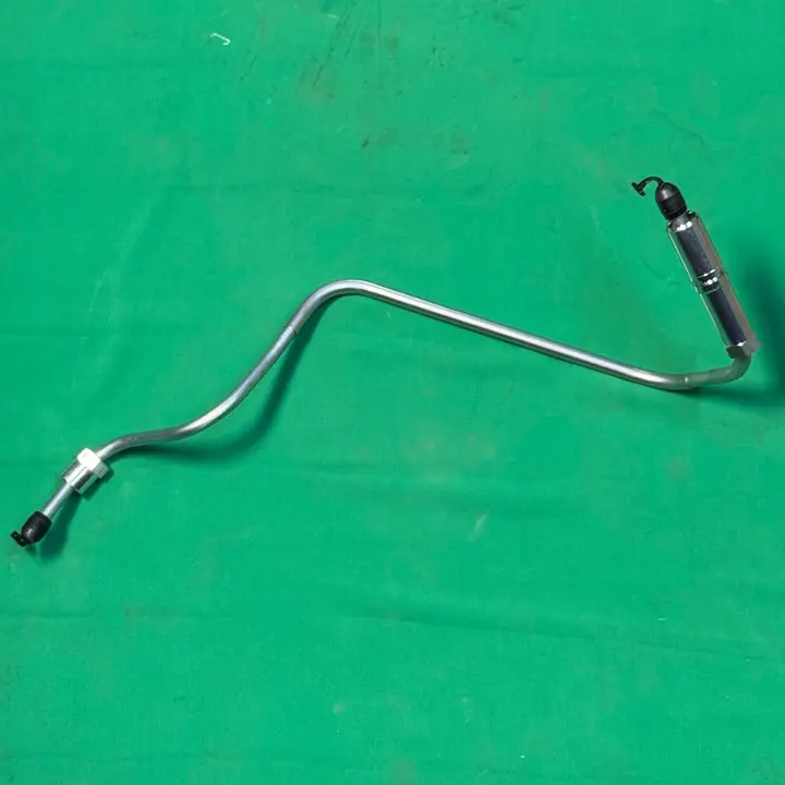 لوله انژکتور شماره 5 سمت راست موتور